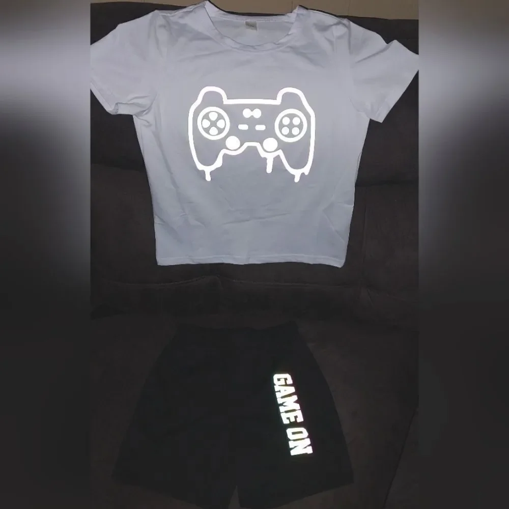Retro Boys printed two-piece short set sz 4-5Y